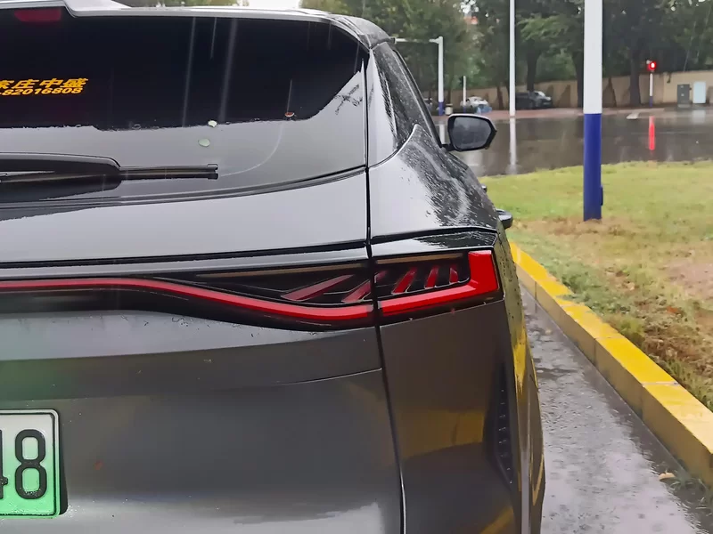 Changan UNI-Z 2025 immagine di auto #6