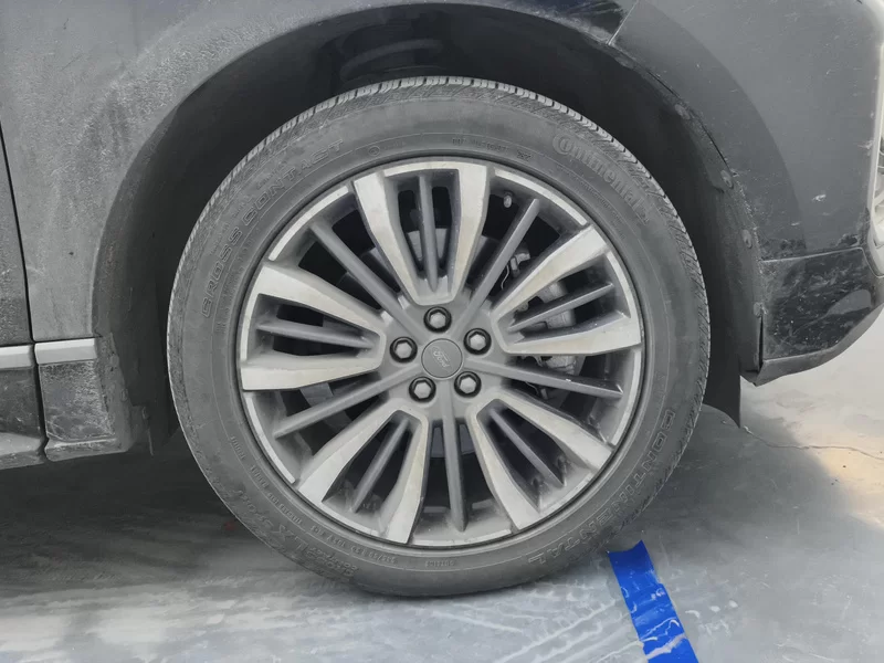 Ford Edge 2021 car image #6