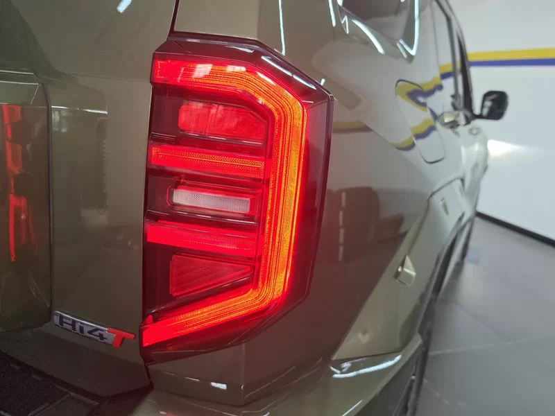 Tank 400 2024 car image #6