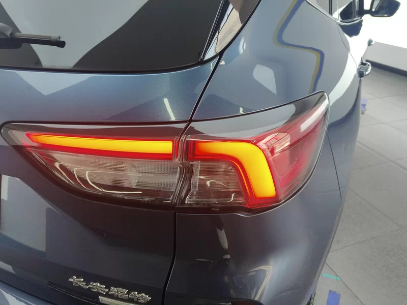 Ford Escape 2021 изображение автомобиля #6