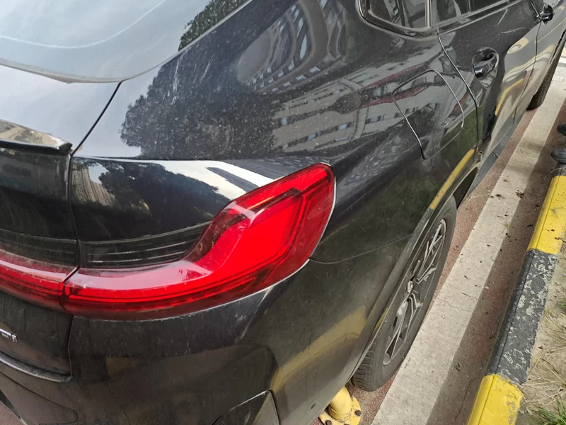 BMW X4 M40i 2023 #6 BMW X4 M40i 2023 car image #6