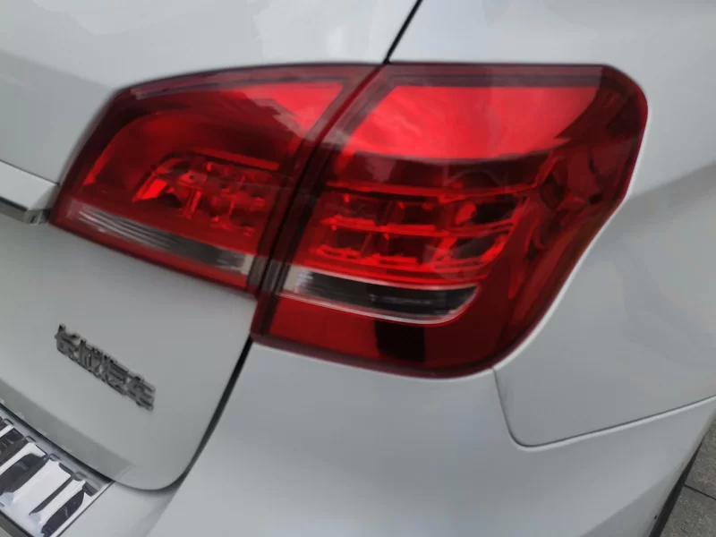 Haval H2 2018 #6 Haval H2 2018 car image #6