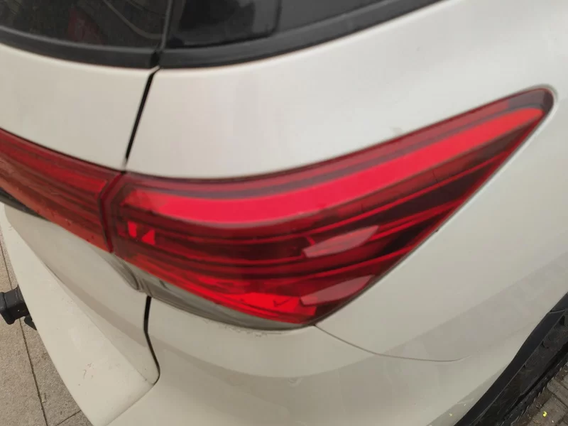 Toyota Fortuner 2018 car image #6