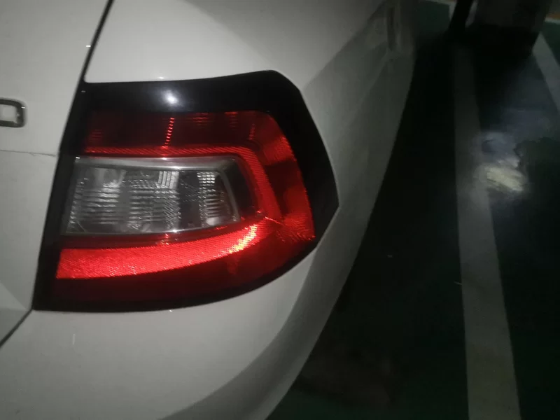 Skoda Rapid 2018 car image #6