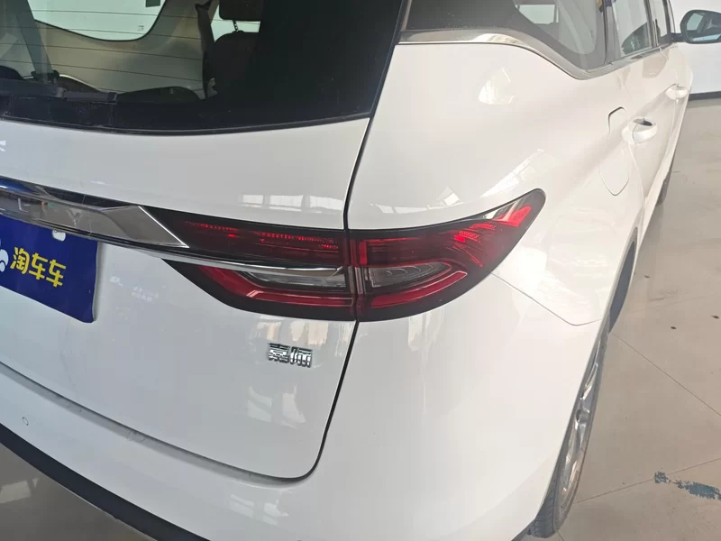 GEELY JiaJi 2025 car image #6