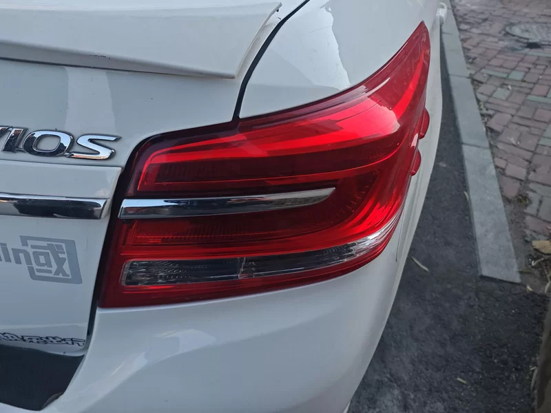 Toyota Vios 2018 car image #6