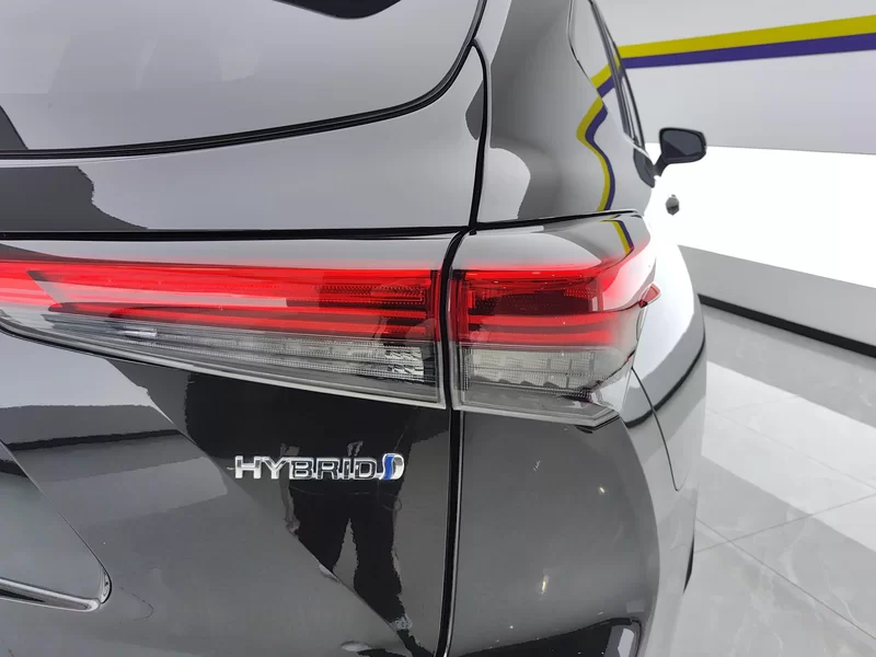 Toyota Crown Kluger 2023 car image #6