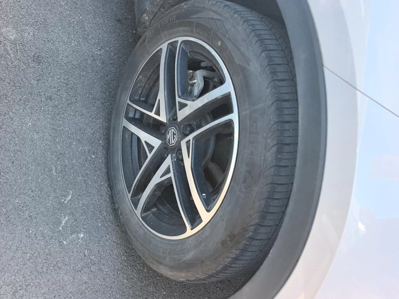 MG ES5 2024 #6 MG ES5 2024 car image #6