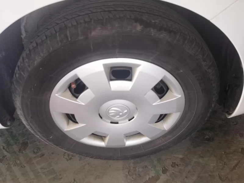 Skoda Rapid 2019 car image #6