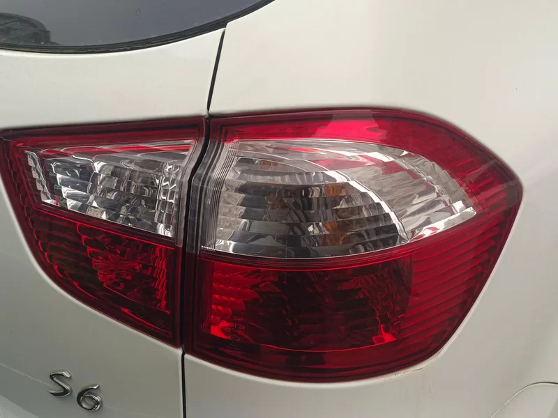 BYD S6 2013 imagen de coche #6