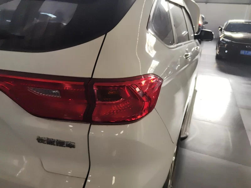 Haval M6 2021 #6 Haval M6 2021 image de voiture #6