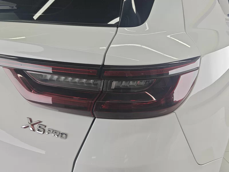 GEELY Vision X6 2022 car image #6