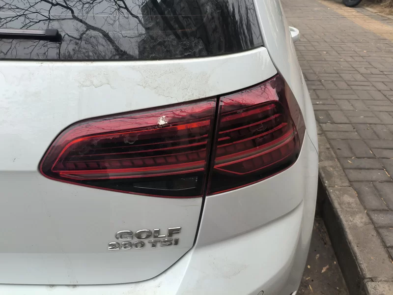 Volkswagen Golf 2020 car image #6