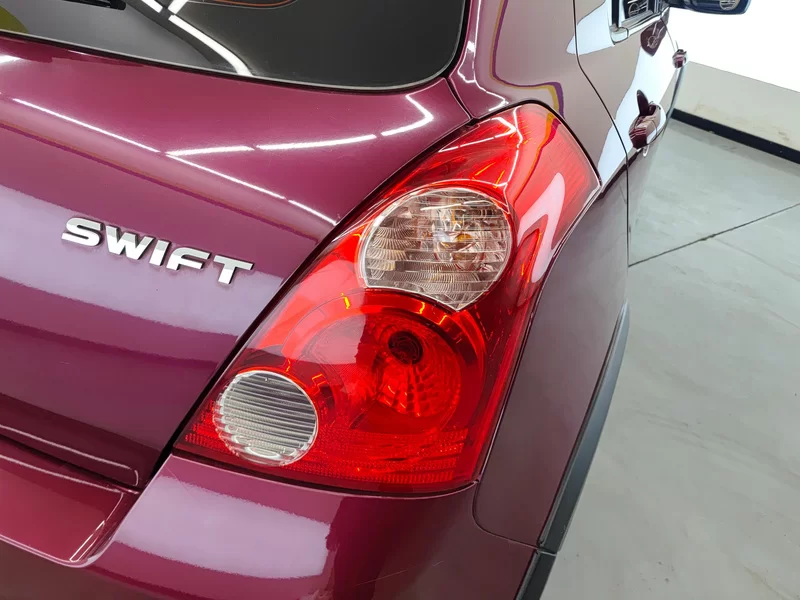 Suzuki Swift 2018 car image #6