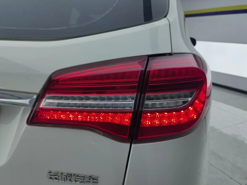 Haval H8 2016 #6 Haval H8 2016 car image #6