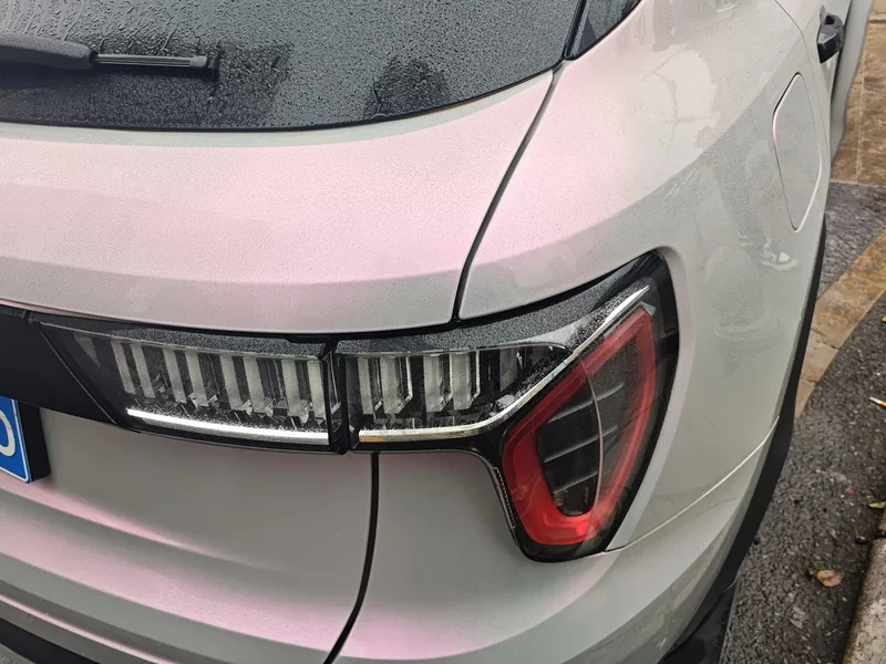 Lynk & Co 01 2018 #6 Lynk & Co 01 2018 car image #6