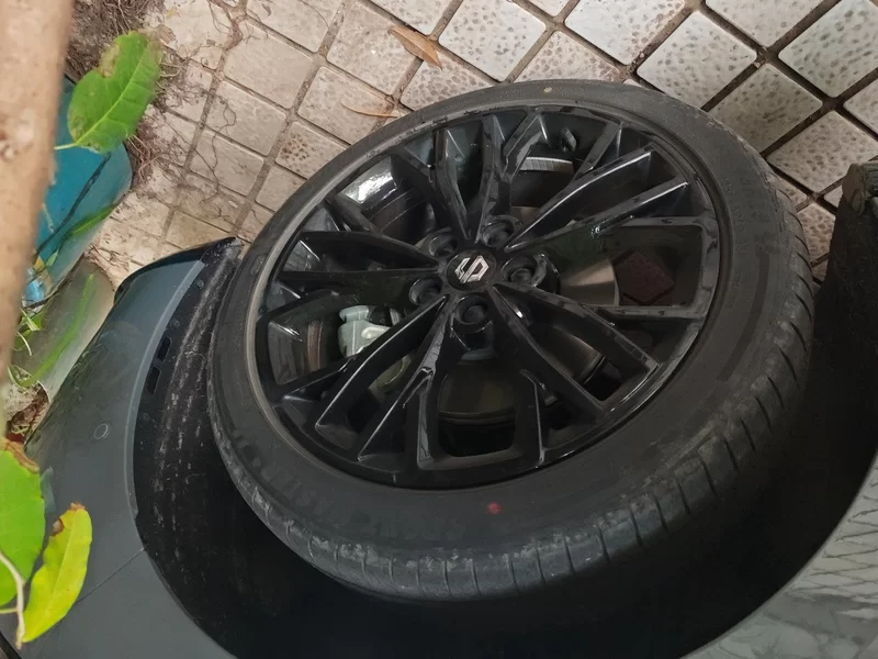 零跑汽车 零跑Lafa5 2025 汽车图片 #6