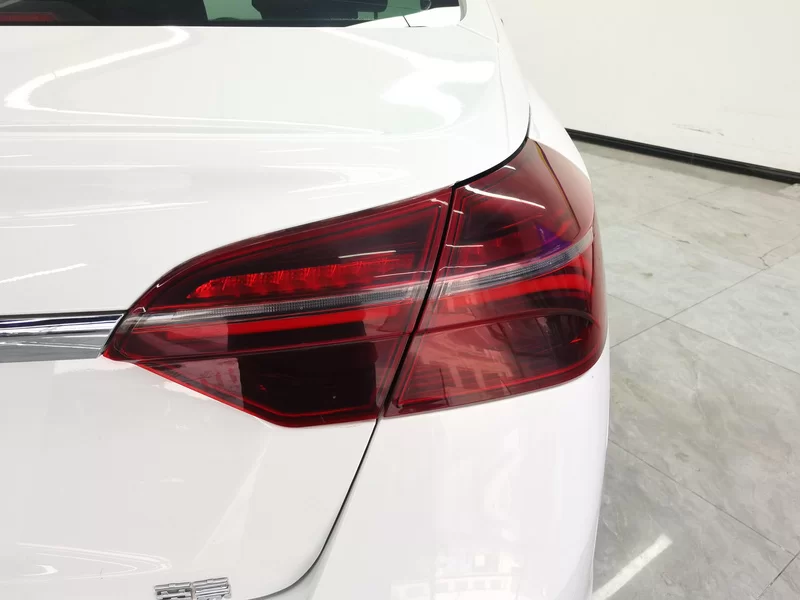 GEELY Emgrand 2020 #6 GEELY Emgrand 2020 car image #6