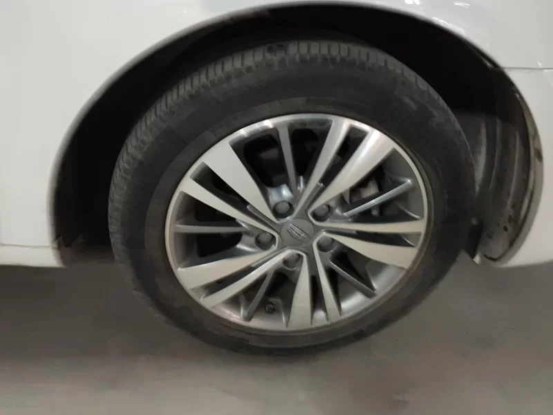 GEELY Emgrand 2018 car image #6