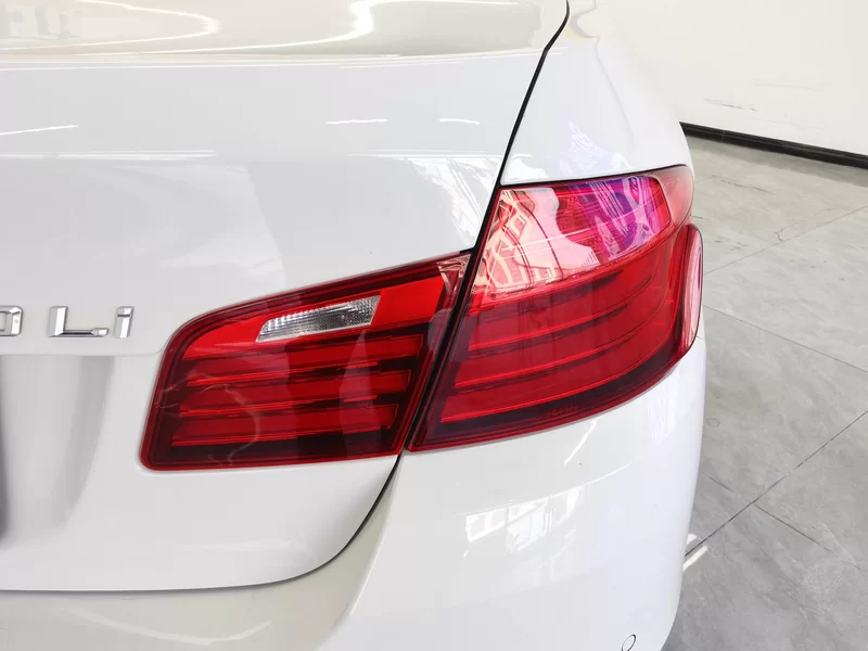 BMW 5 Series 2013 #6 BMW 5 Series 2013 car image #6