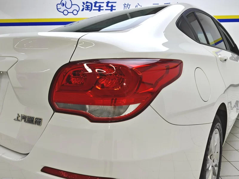 Chevrolet Cavalier 2018 car image #6