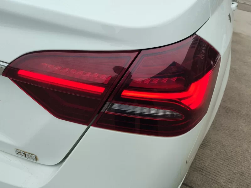 GEELY Emgrand 2021 car image #6