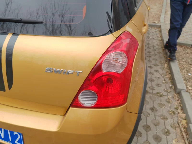 Suzuki Swift 2015 #6 Suzuki Swift 2015 car image #6