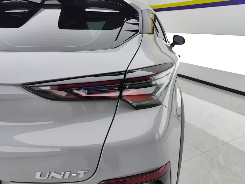 Changan UNI-T 2022 imagem de carro #6