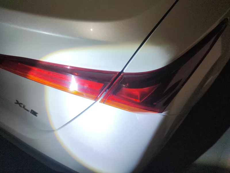 Toyota Avalon 2021 car image #6