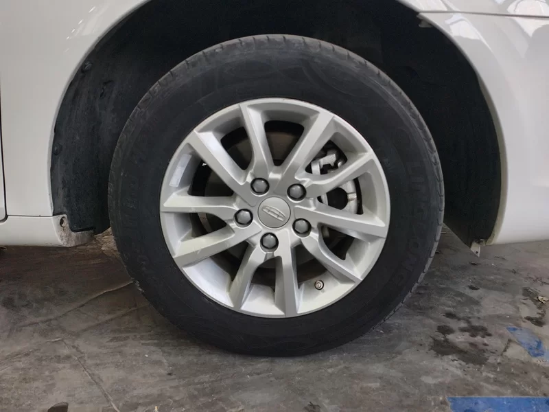 GEELY Emgrand 2020 #6 GEELY Emgrand 2020 car image #6