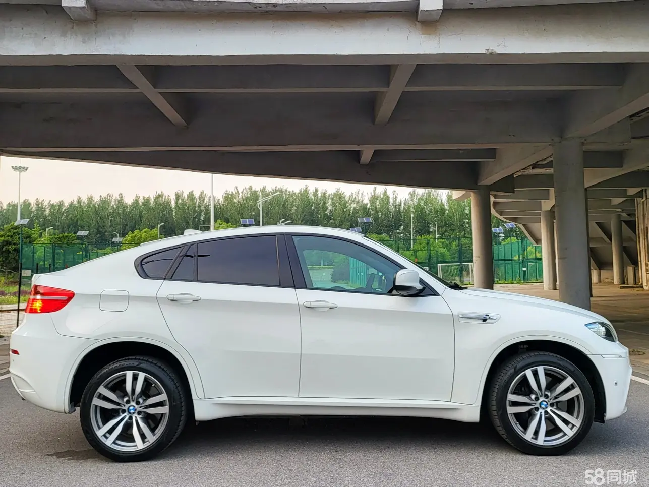 BMW X6 M 2014 car image #6