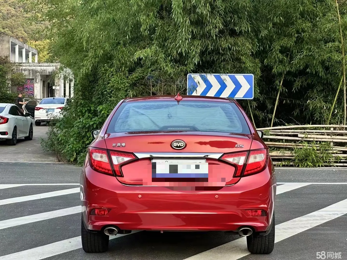 BYD G5 2015 immagine di auto #6