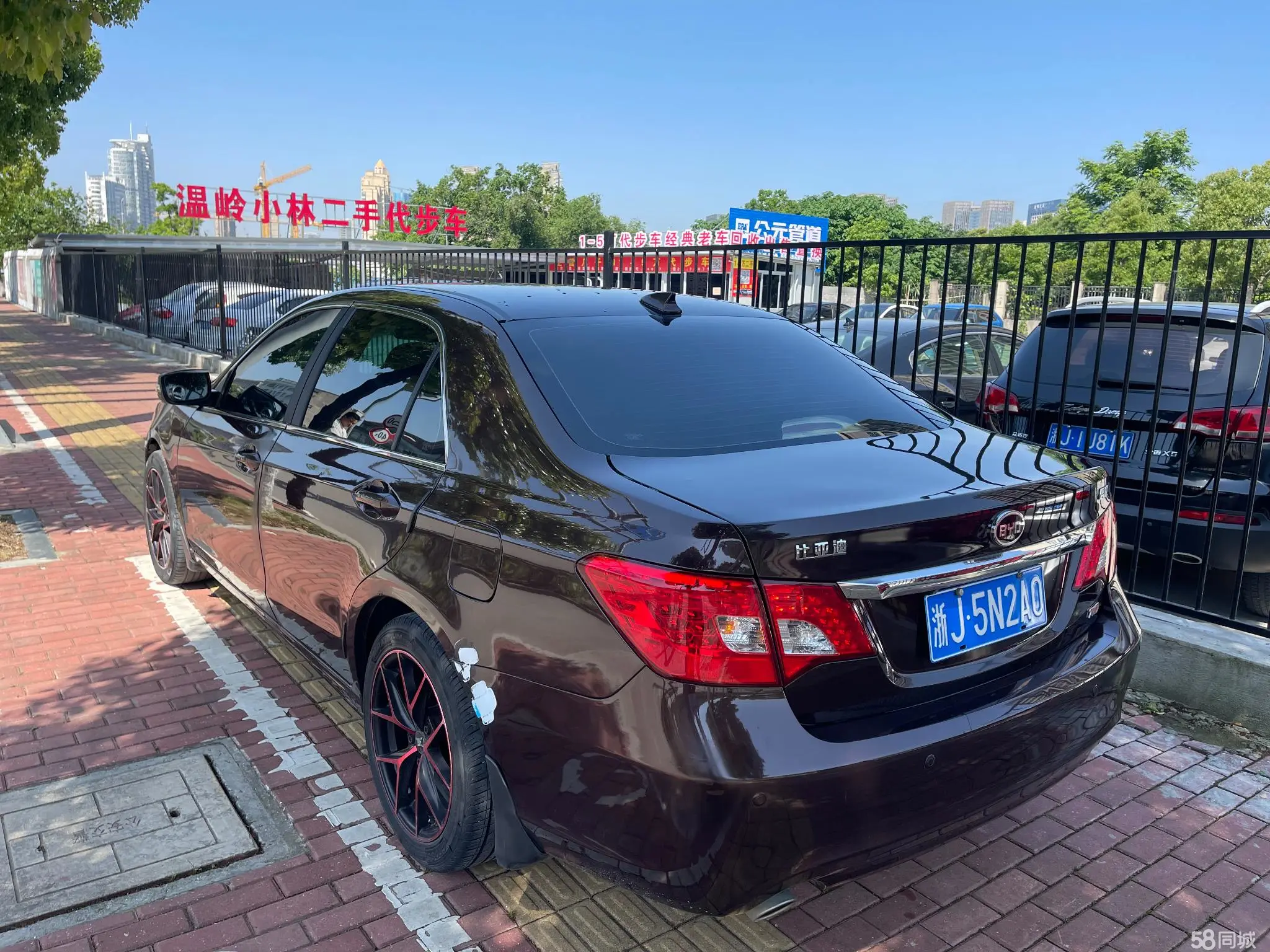 BYD SiRui 2014 #6 BYD SiRui 2014 car image #6