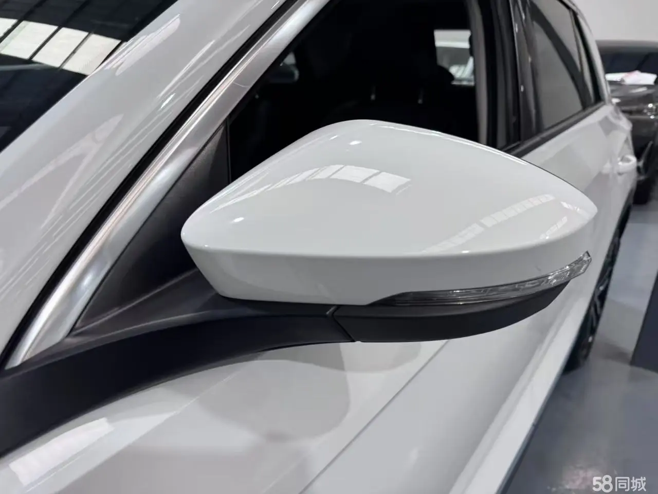 Volkswagen T-Roc 2022 immagine di auto #6