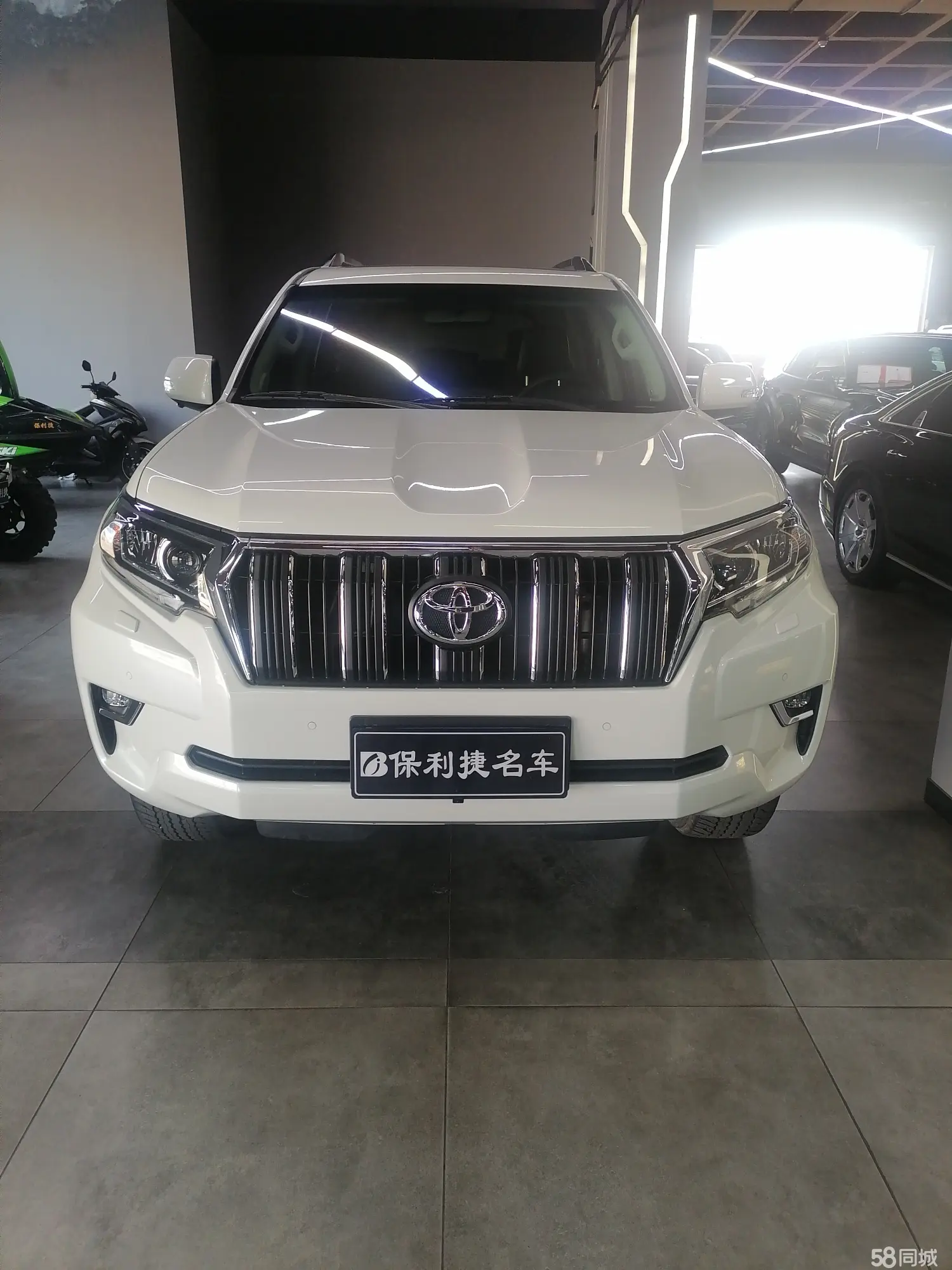 Toyota Land Cruiser Prado 2017 #6 Toyota Land Cruiser Prado 2017 car image #6
