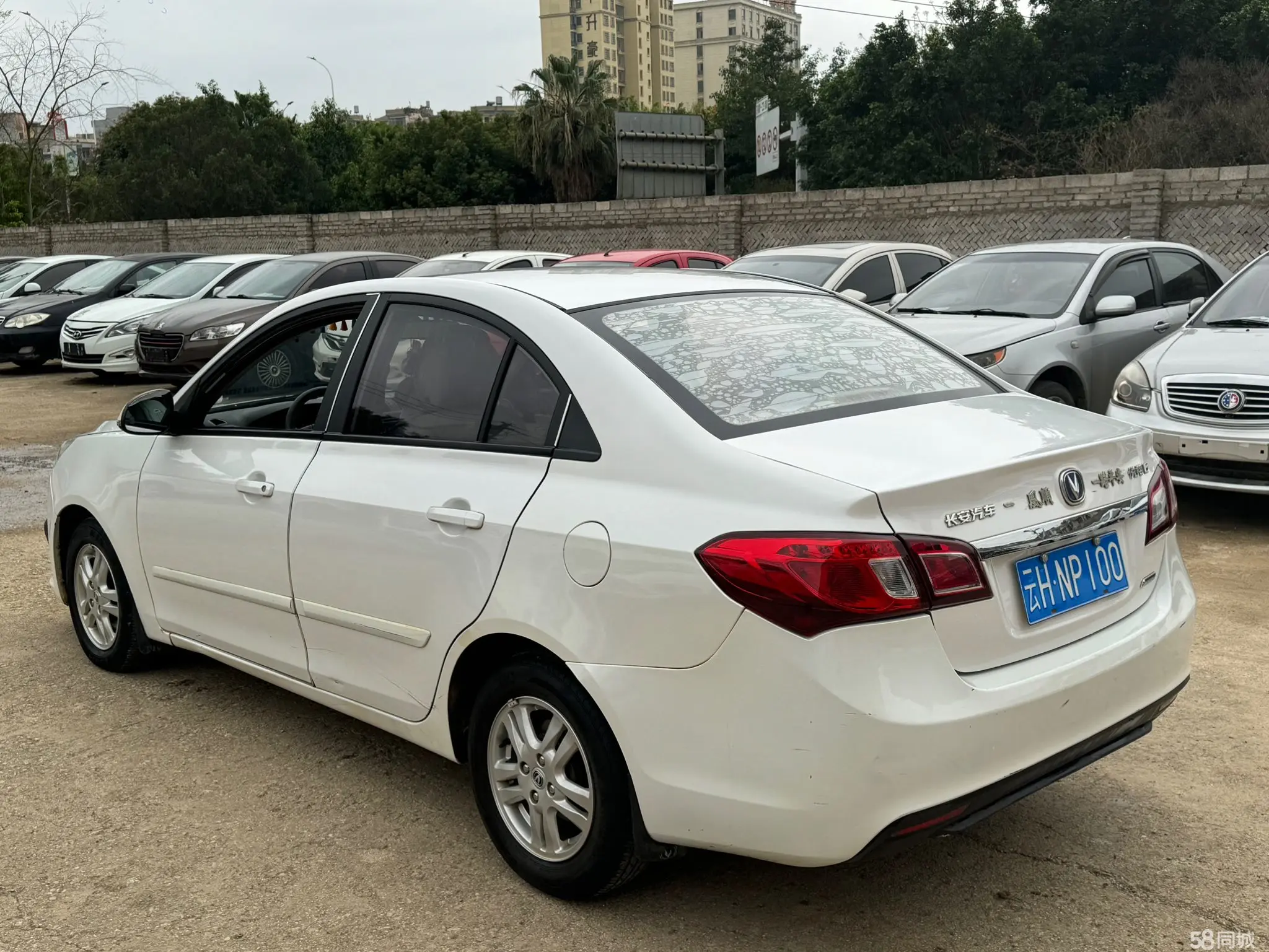Changan Alsvin V5 2014 car image #6