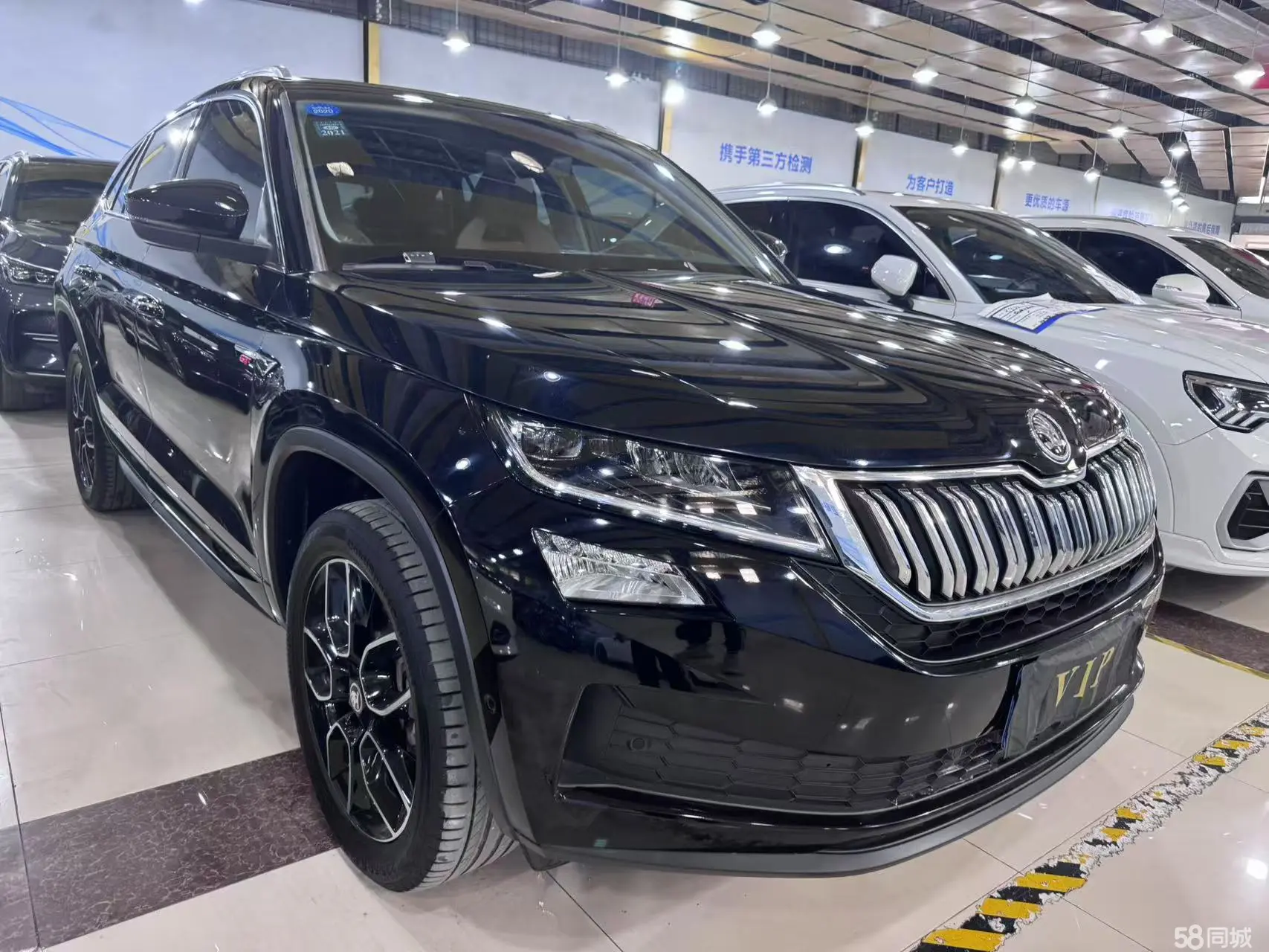 Skoda Kodiaq GT 2019 изображение автомобиля #6