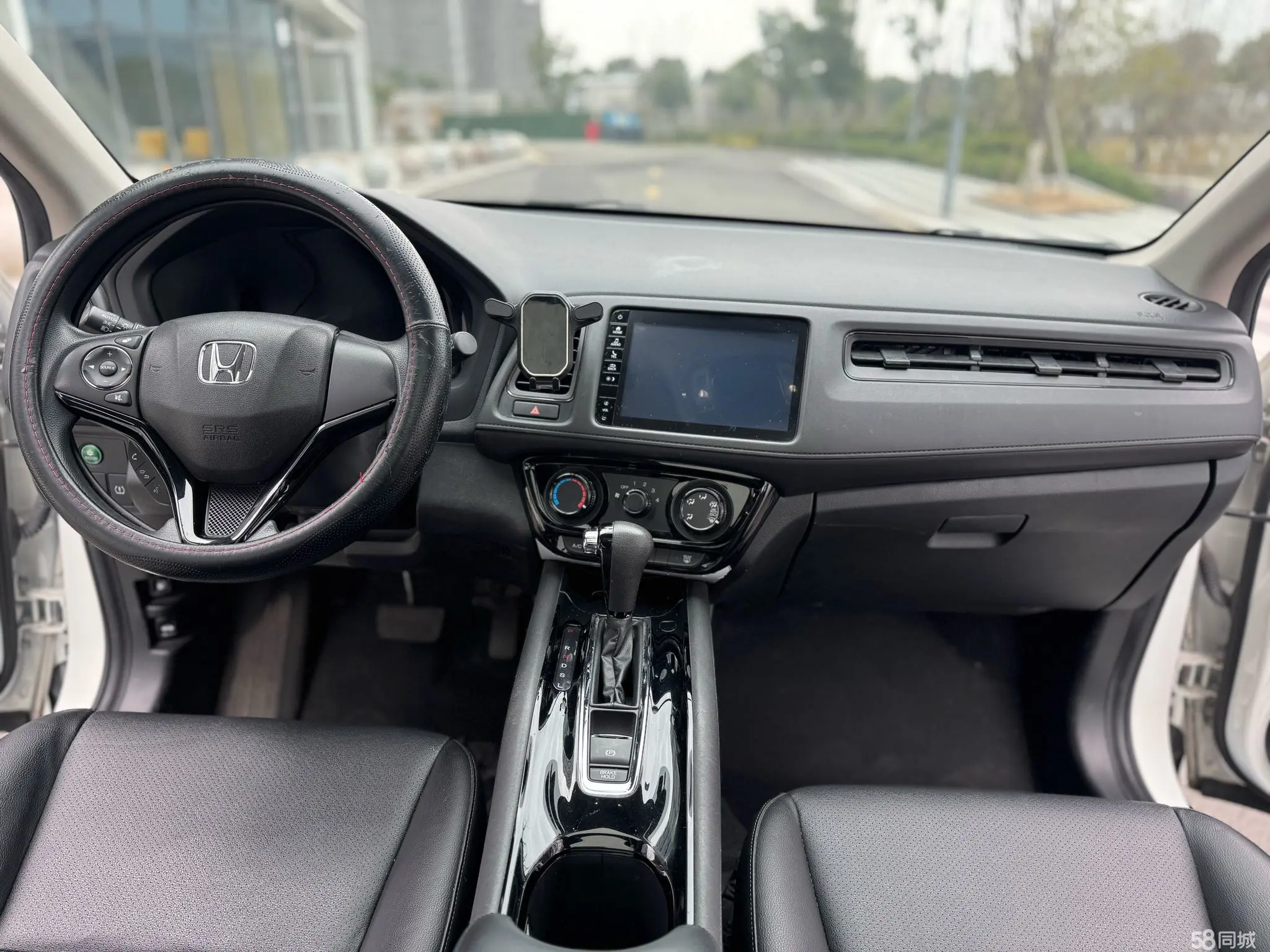 Honda VEZEL 2020 car image #6