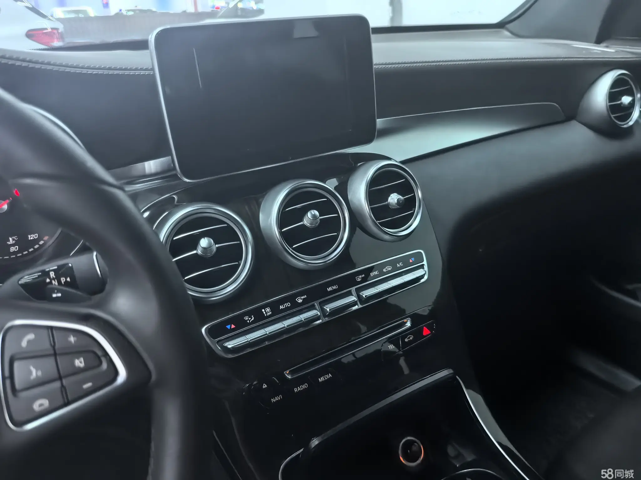 Mercedes-Benz GLC Class 2016 car image #6