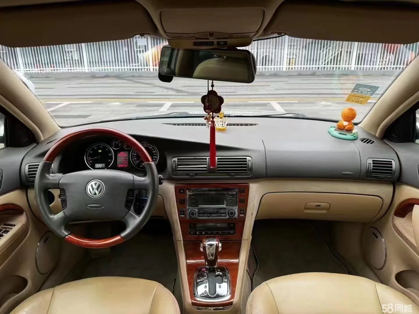 Volkswagen Passat Lingyu 2009 immagine di auto #6