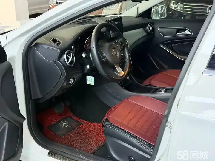 Mercedes-Benz GLA Class 2016 car image #6