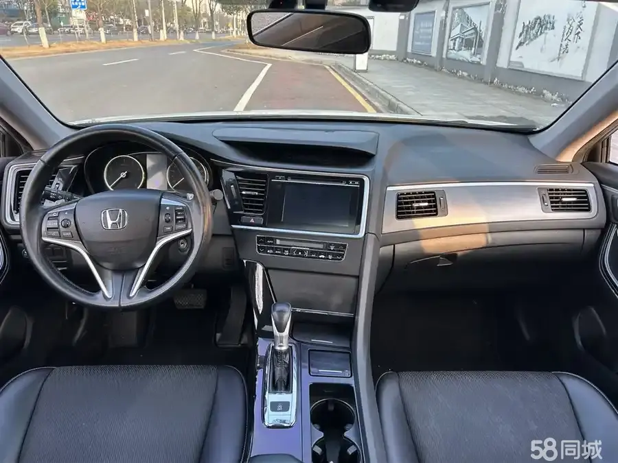 Honda Spirior 2018 #6 Honda Spirior 2018 car image #6