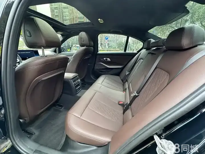 BMW 3 Series 2023 #6 BMW 3 Series 2023 car image #6