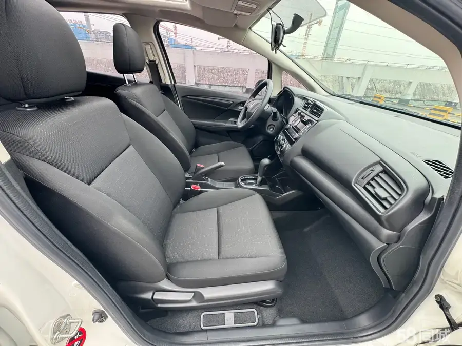 Honda Fit 2019 #6 Honda Fit 2019 car image #6