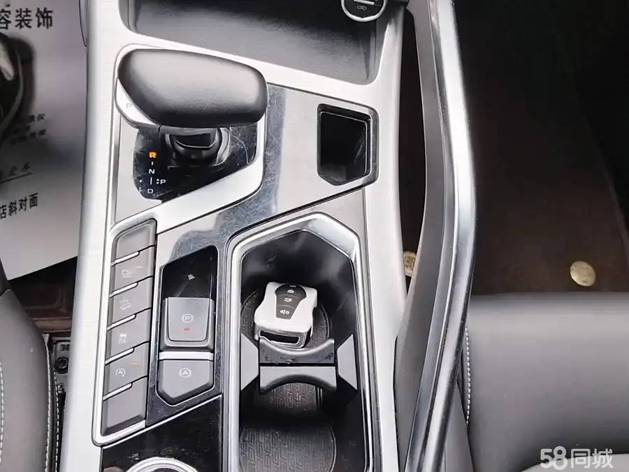GEELY Tugella 2019 car image #6