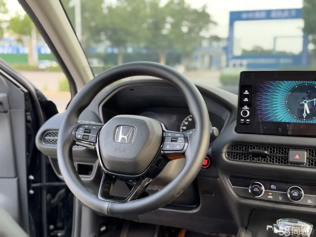 Honda HR-V 2023 car image #6