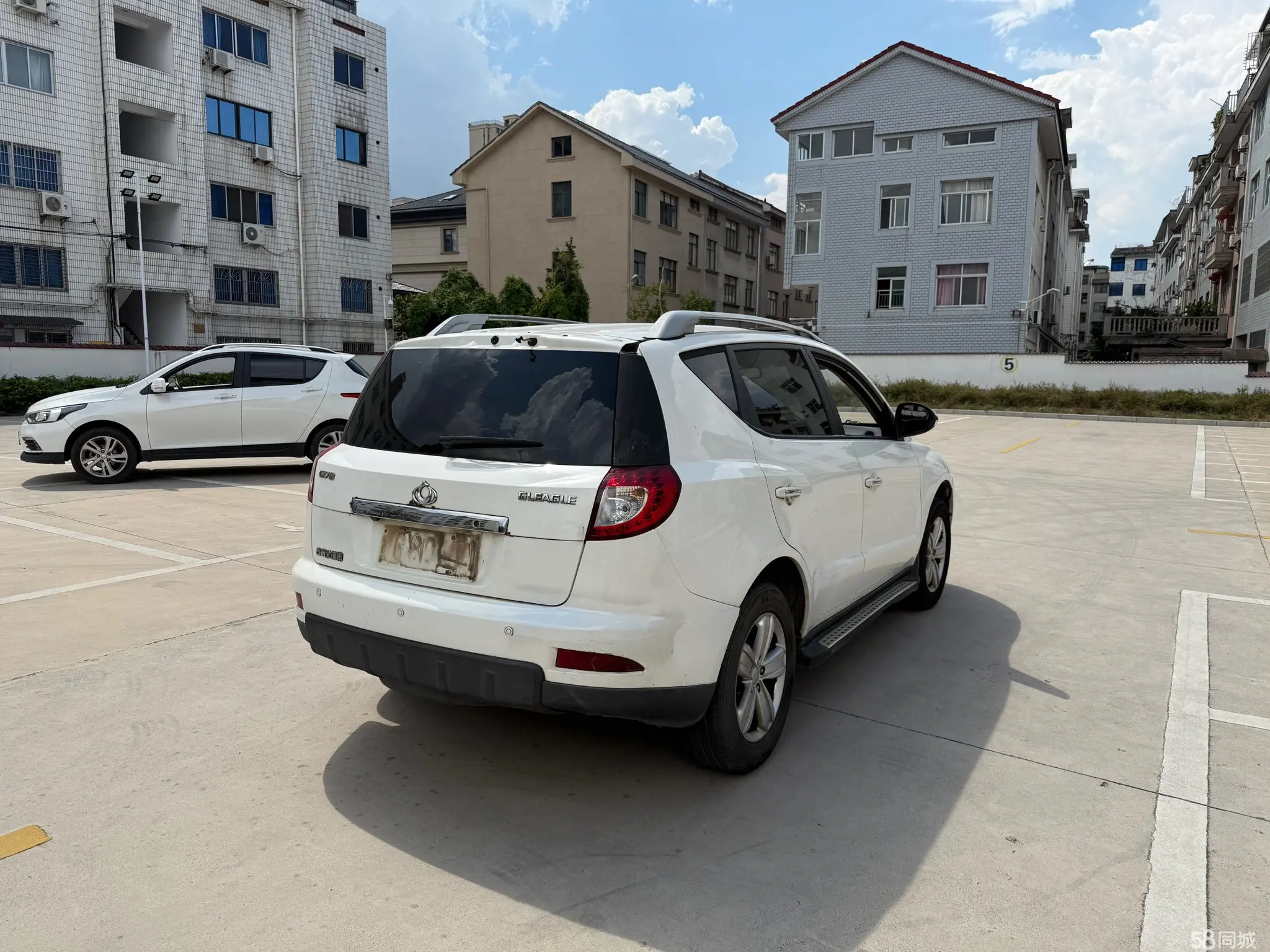 GEELY GX7 2013 car image #6