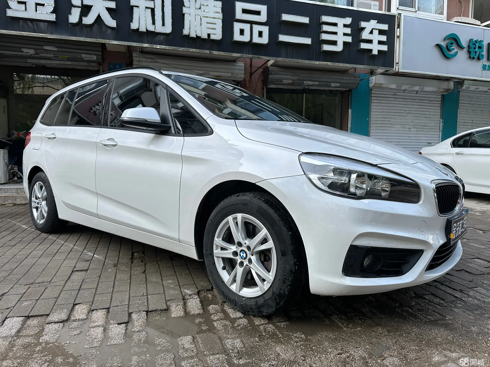 BMW 2 Series Gran Tourer 2017 car image #6