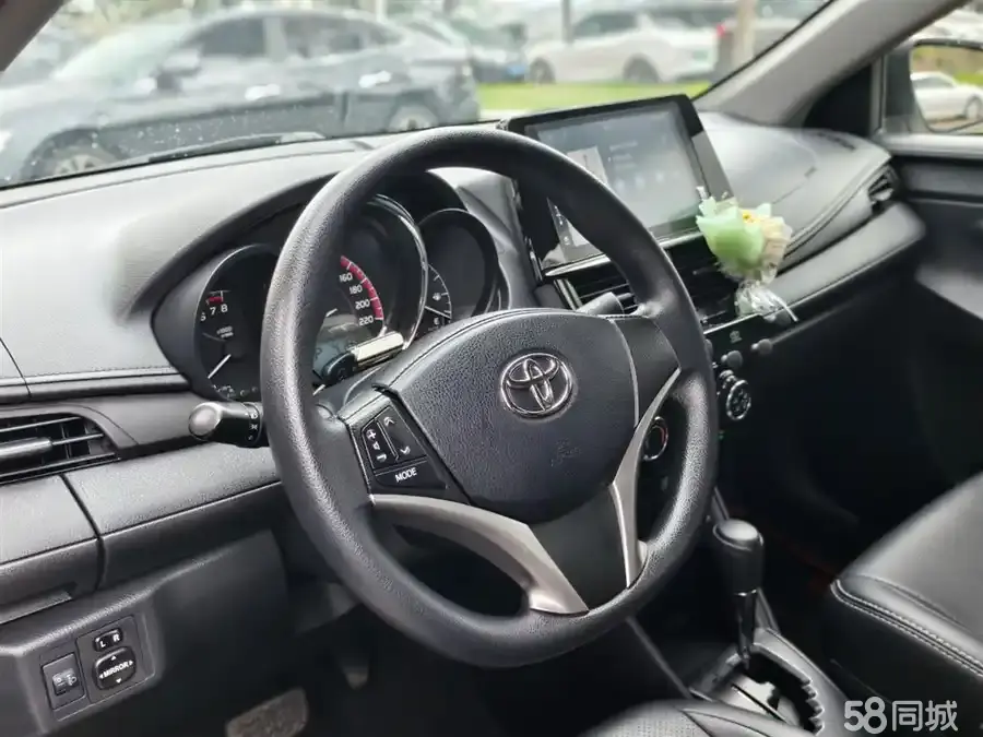 Toyota Vios 2022 immagine di auto #6