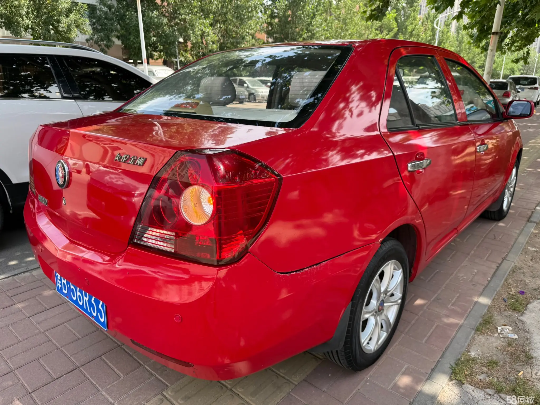 GEELY KingKong 2012 car image #6